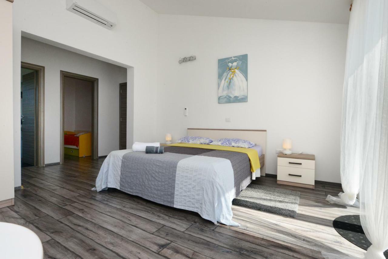 Villa Kontesici 14 Zelena Laguna Dış mekan fotoğraf
