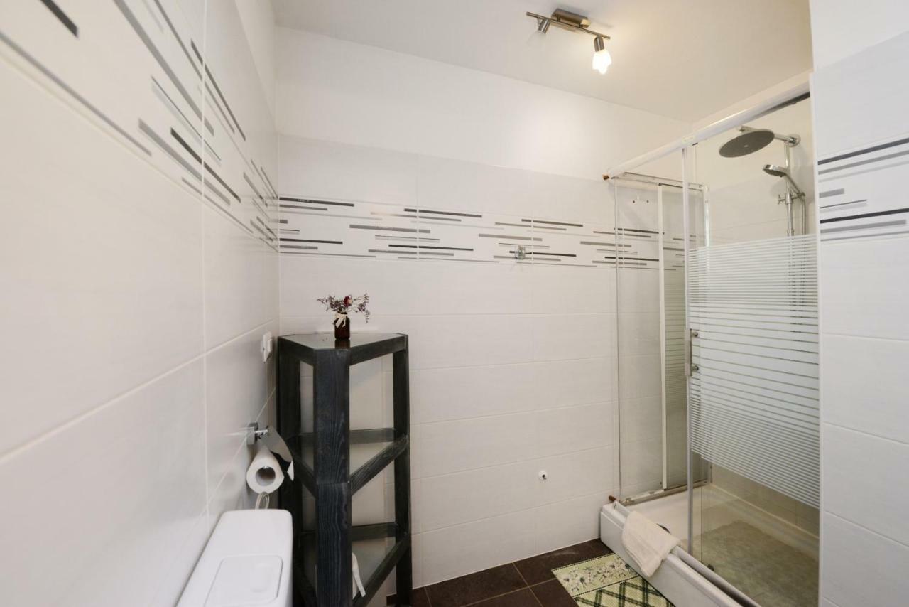 Villa Kontesici 14 Zelena Laguna Dış mekan fotoğraf