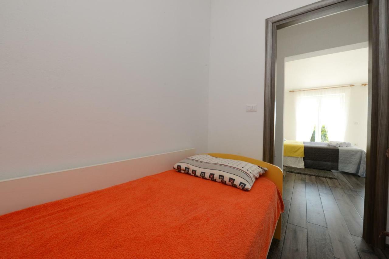 Villa Kontesici 14 Zelena Laguna Dış mekan fotoğraf